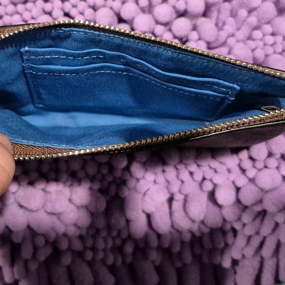 Authentic Coach Brown and Blue Wristlet - Picture 4 of 12
